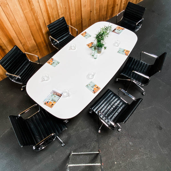 Segmented Table - HPL weiß