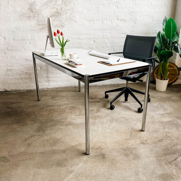 USM Haller Tisch Fenix - weiß - 150 x 75 cm - gebrauchte TOP Qualität