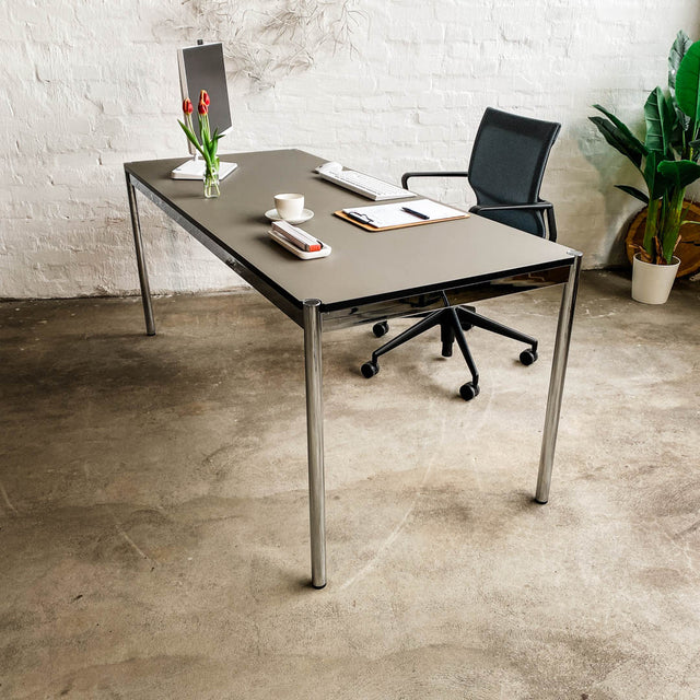 USM Haller Tisch - Fenix grau - 175 x 75 cm - gebrauchter TOP Zustand