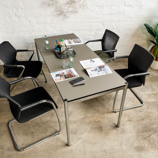 USM Haller Tisch - Fenix grau - 175 x 75 cm - gebrauchter TOP Zustand
