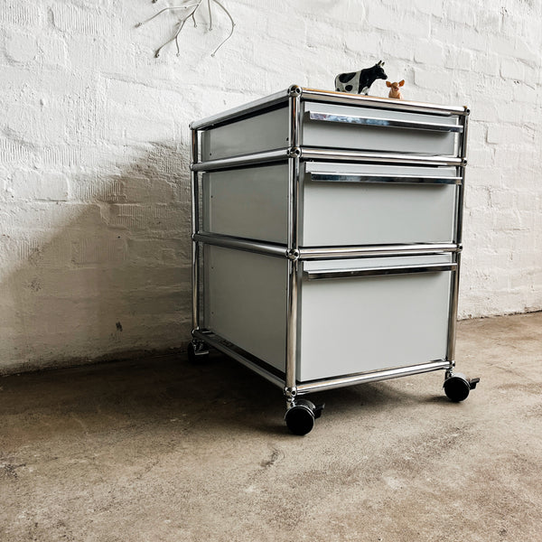 USM Haller - Rollcontainer - lichtgrau - 3 Schubladen - gebrauchter TOP Zustand