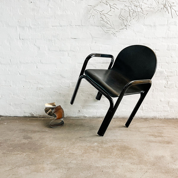 Knoll International - Orsay - Armlehnenstuhl - Gae Aulenti - Schwarz