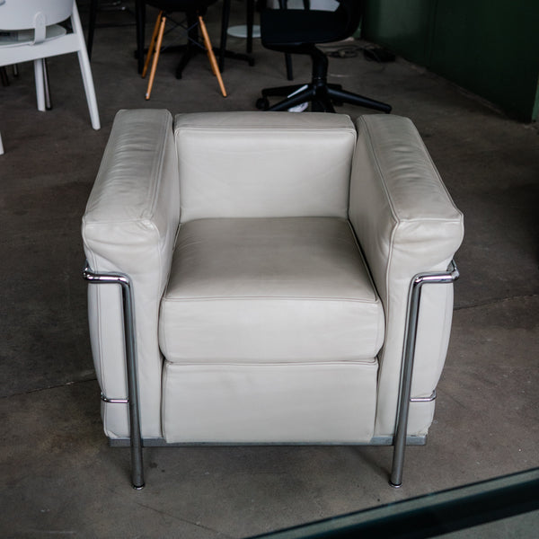 Cassina - LC 2 - Sessel - Leder hellgrau/beige - guter gebrauchter Zustand