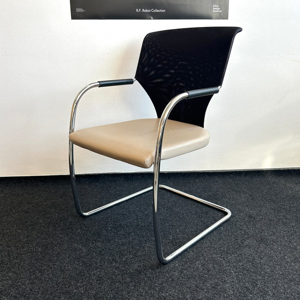 Thonet - Freischwinger - Konferenzstuhl- Leder beige/Netzgewebe - TOP Zustand!