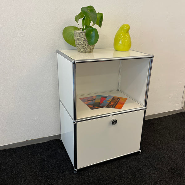 USM Haller Regal - weiß - Klapptür - gebrauchte TOP Qualität