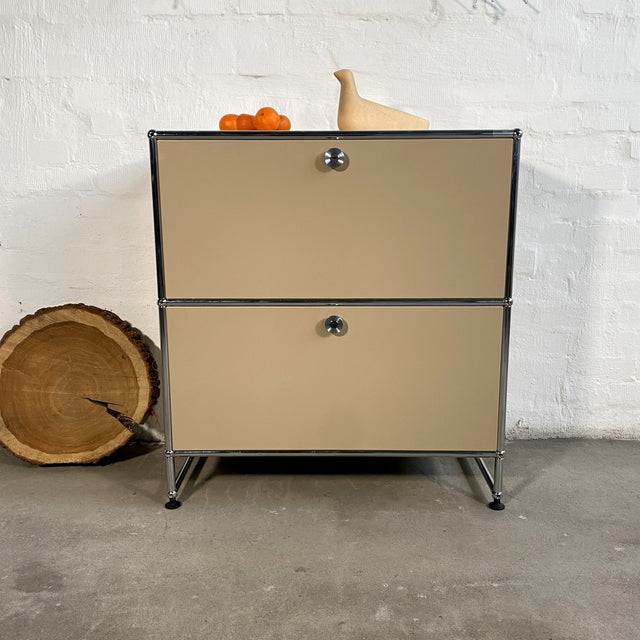 USM Haller - Sideboard 1x2 - 2 Klappen - beige - gebrauchte TOP Qualität