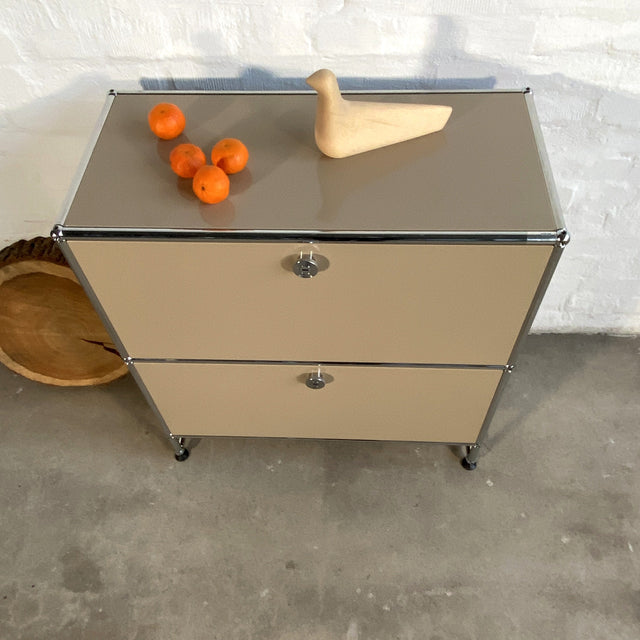 USM Haller - Sideboard 1x2 - 2 Klappen - beige - gebrauchte TOP Qualität