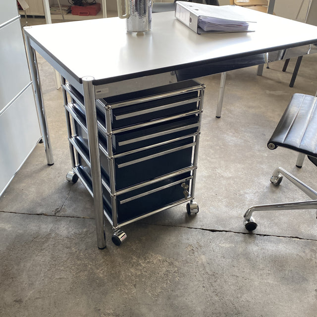 USM Haller - Rollcontainer - schwarz