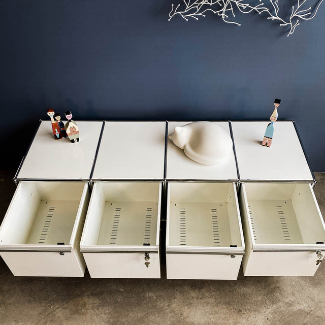 USM Haller - Lowboard - weiß