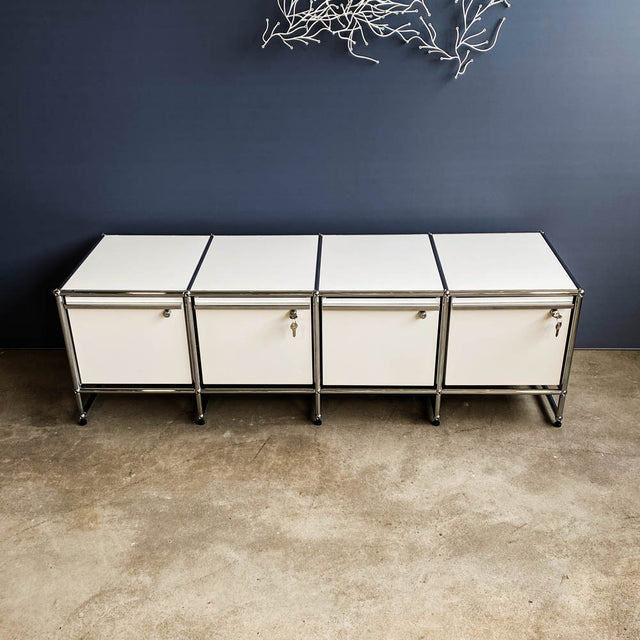 USM Haller - Lowboard - weiß