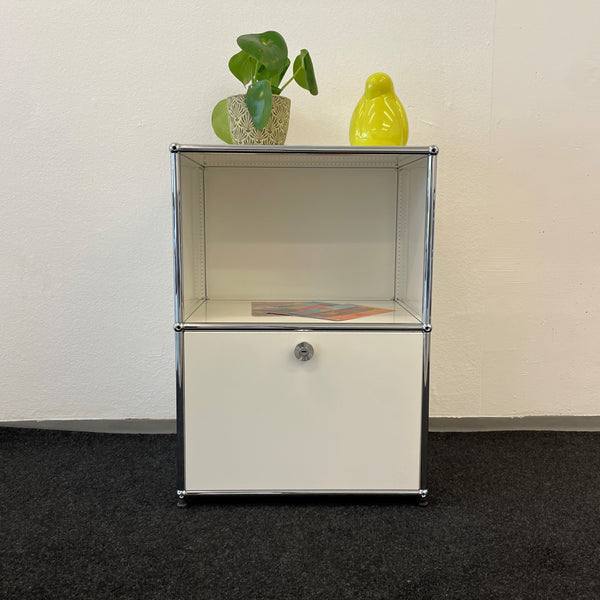 USM Haller Regal - weiß - Klapptür - gebrauchte TOP Qualität