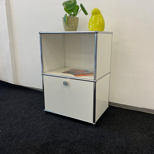 USM Haller Regal - weiß - Klapptür - gebrauchte TOP Qualität