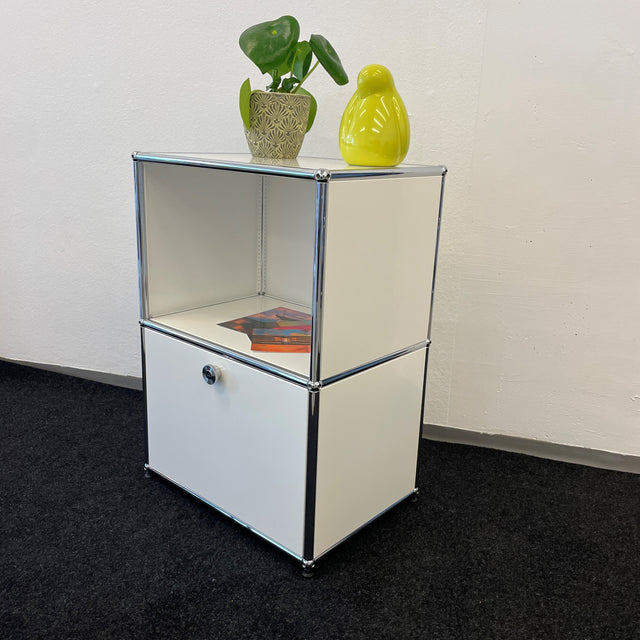 USM Haller Regal - weiß - Klapptür - gebrauchte TOP Qualität