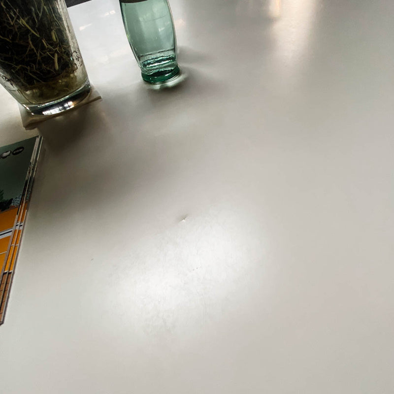 Segmented Table - HPL weiß