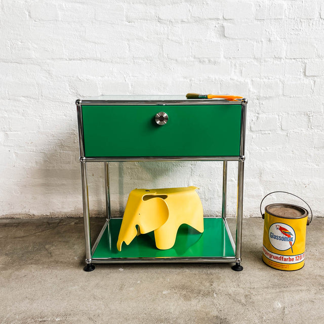 USM Haller Nachtschränkchen - verschiedene Farben