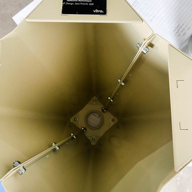 Vitra - Tabouret Métalique - Hocker - Ecru - TOP Zustand!