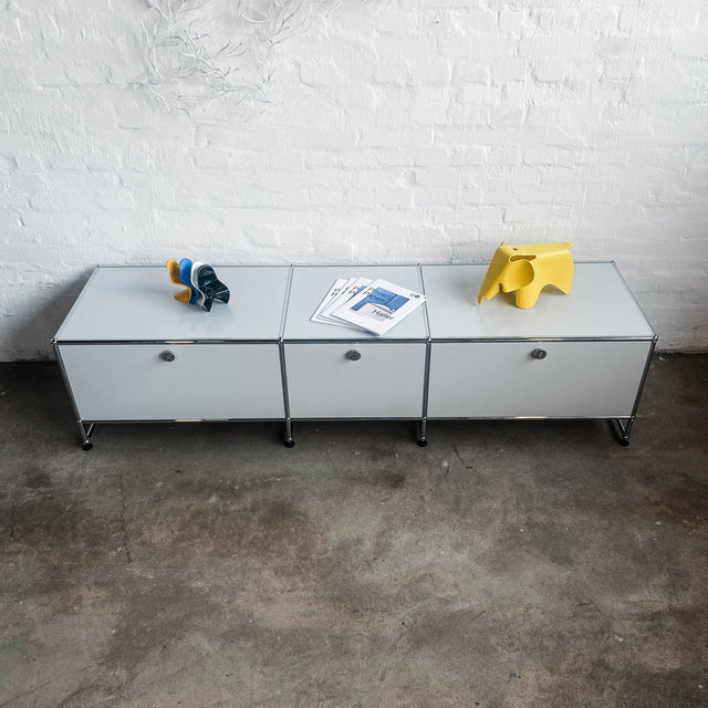 USM Haller - Lowboard - lichtgrau