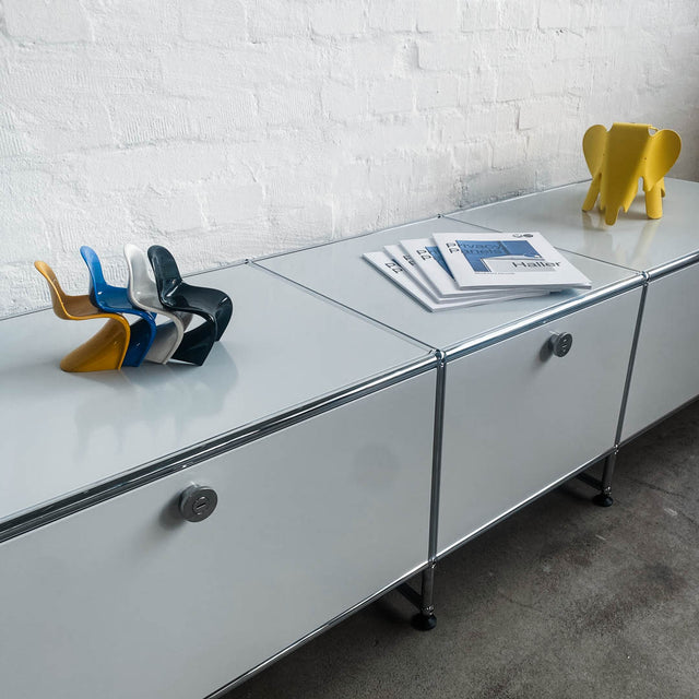 USM Haller - Lowboard - lichtgrau