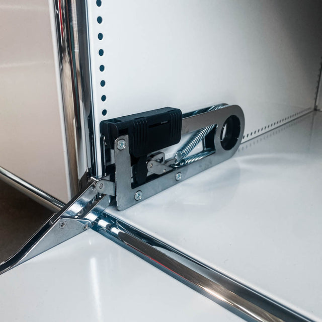 USM Haller - Lowboard - lichtgrau