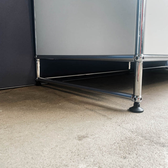 USM Haller - Sideboard - lichtgrau