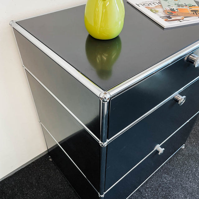 USM Haller - Kommode - schwarz