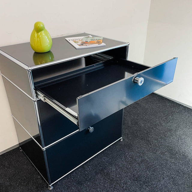 USM Haller - Kommode - schwarz