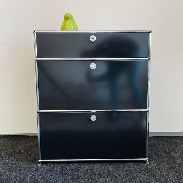 USM Haller - Kommode - schwarz