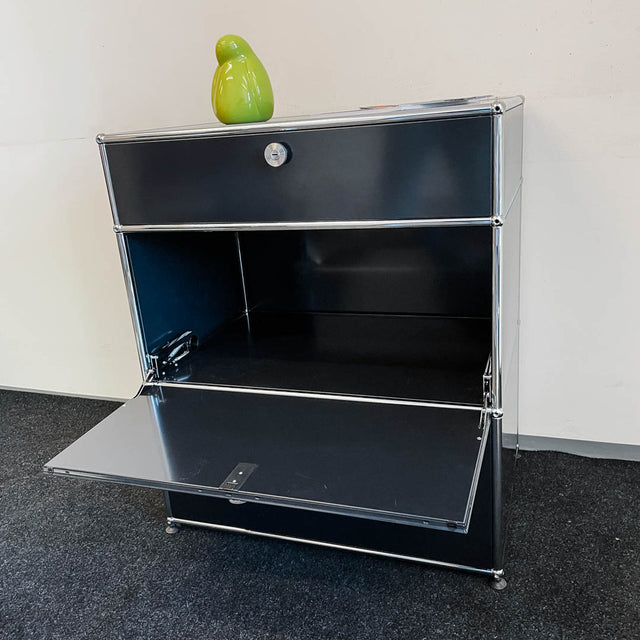 USM Haller - Kommode - schwarz