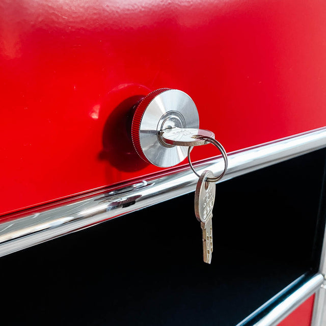 USM Haller - Regal - rot/schwarz