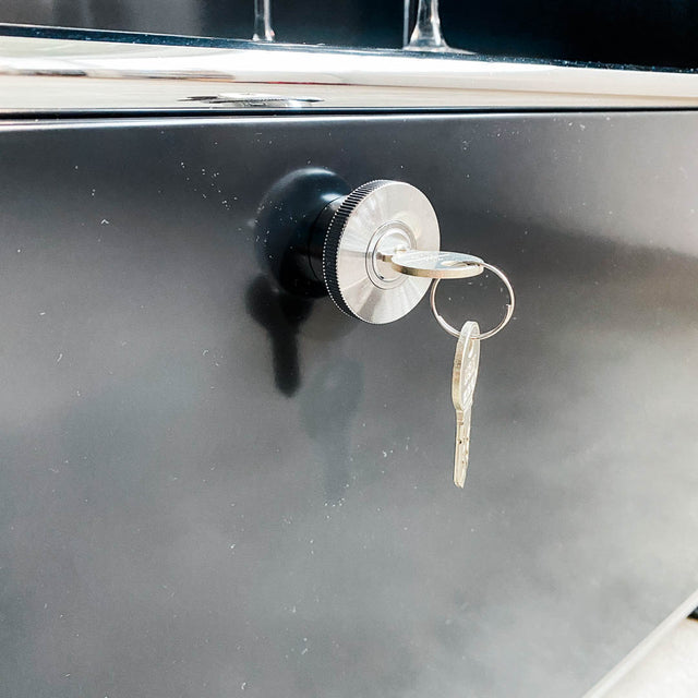 USM Haller - Regal - schwarz