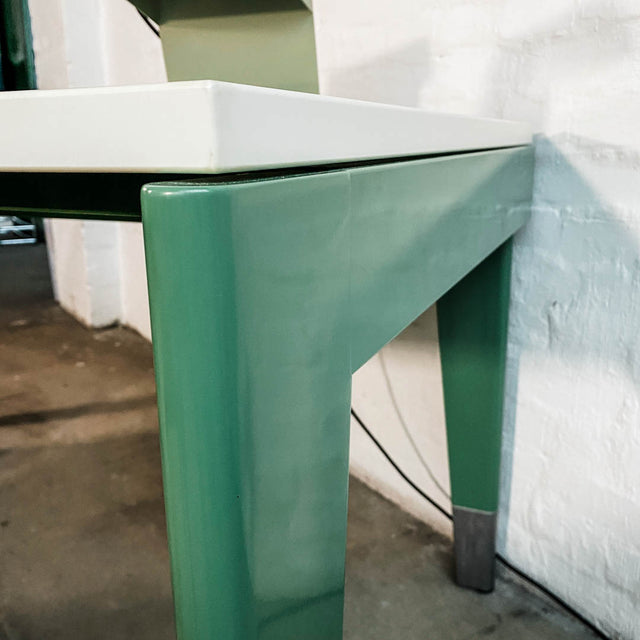 Vitra - Bureau Métallique Raw Edition - grün/weiß