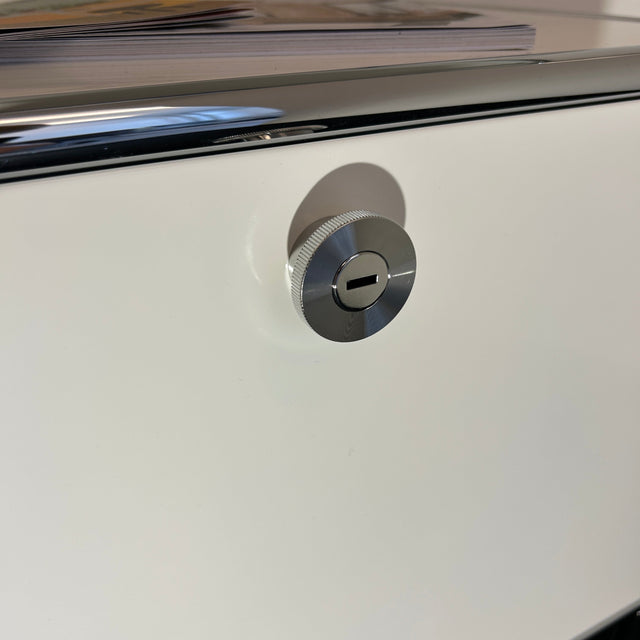 USM Haller - Nachtschränkchen - weiß