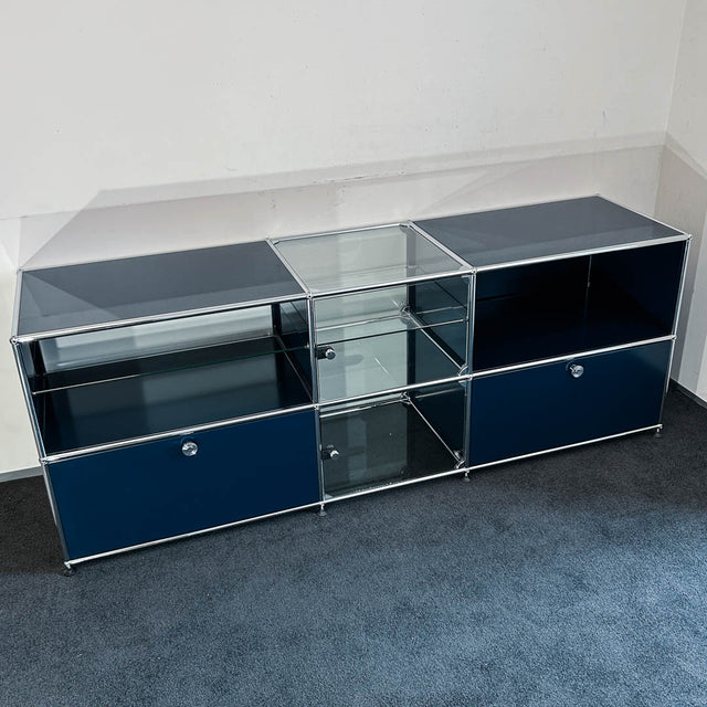 USM Haller - Sideboard/Vitrine - stahlblau