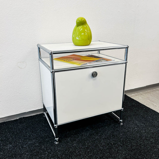 USM Haller - Nachtschränkchen - weiß