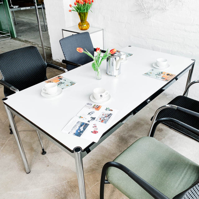 USM Haller - Tisch - perlgrau alumatt - 150 x 75 cm - guter gebrauchter Zustand