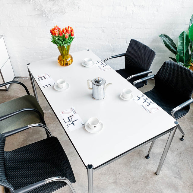 USM Haller - Tisch - perlgrau alumatt - 150 x 80 cm - guter gebrauchter Zustand