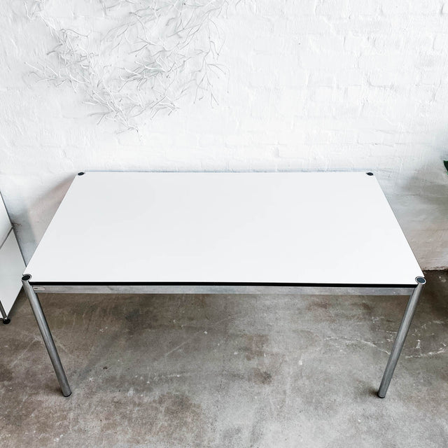 USM Haller - Tisch - perlgrau alumatt - 150 x 80 cm - guter gebrauchter Zustand