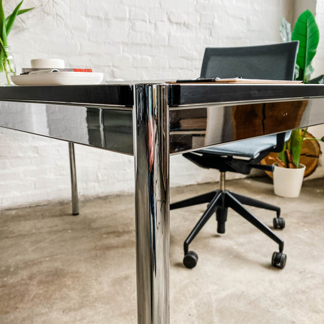 USM Haller Tisch Fenix - weiß - 150 x 75 cm - gebrauchte TOP Qualität