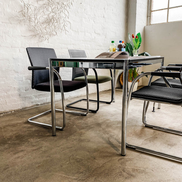 USM Haller Tisch Fenix - weiß - 150 x 75 cm - gebrauchte TOP Qualität