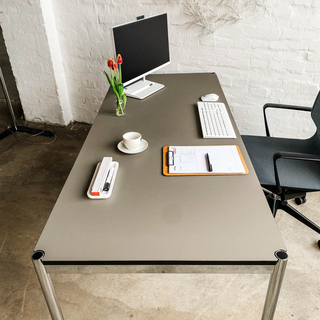 USM Haller Tisch - Fenix grau - 175 x 75 cm - gebrauchter TOP Zustand