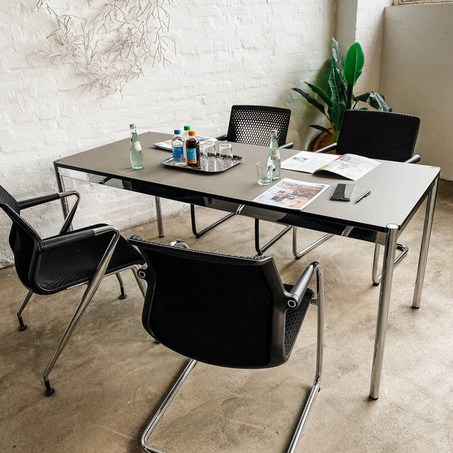 USM Haller Tisch - Fenix grau - 175 x 75 cm - gebrauchter TOP Zustand