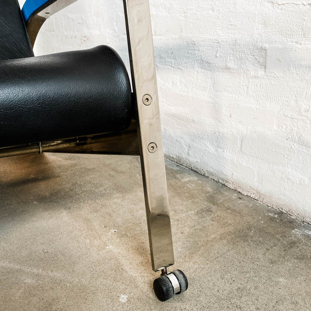 Tecta - D80 Grand Repos - Sessel - Leder schwarz/blau - Jean Prouvé - guter gebrauchter Zustand