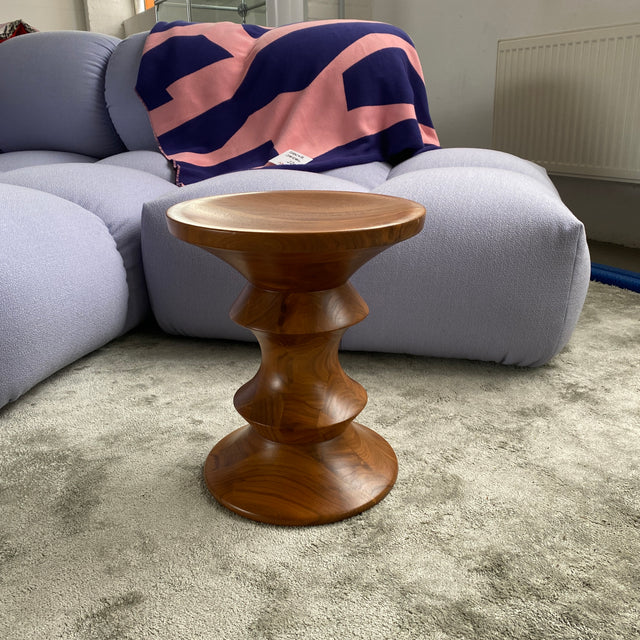 Vitra Stools Modell A - Nussbaum