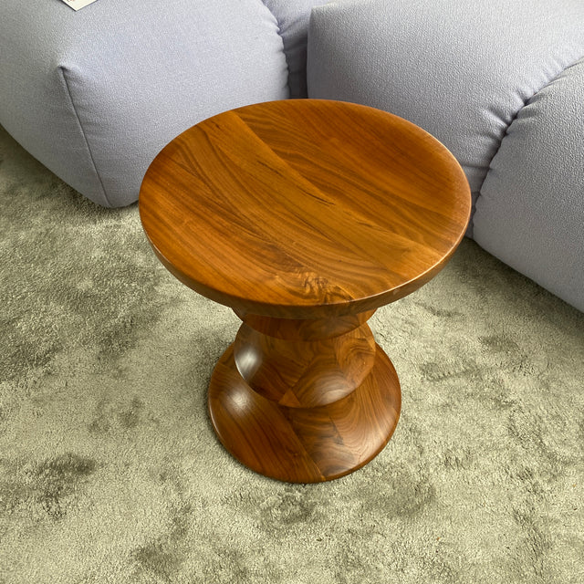 Vitra Stools Modell A - Nussbaum