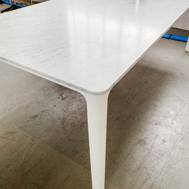 Vitra - Plate Dining Table - Marmor weiß