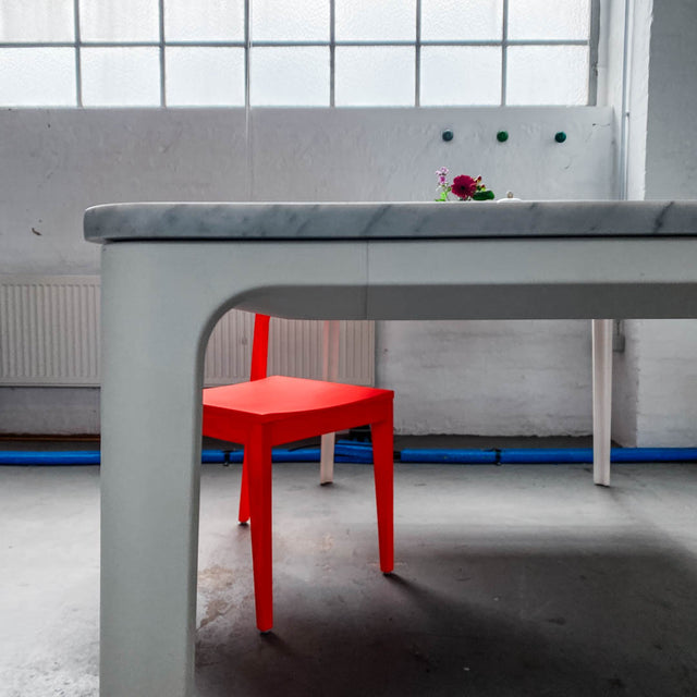 Vitra - Plate Dining Table - Marmor weiß