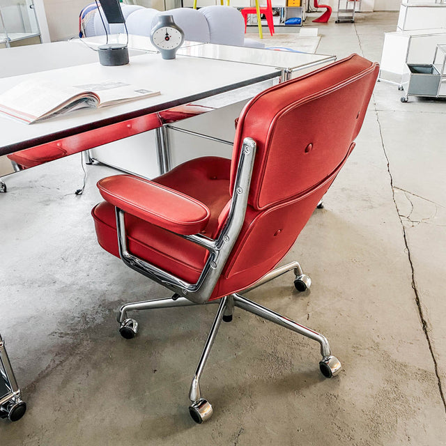 Vitra - Eames Lobby Chair ES 104 - Red Stone