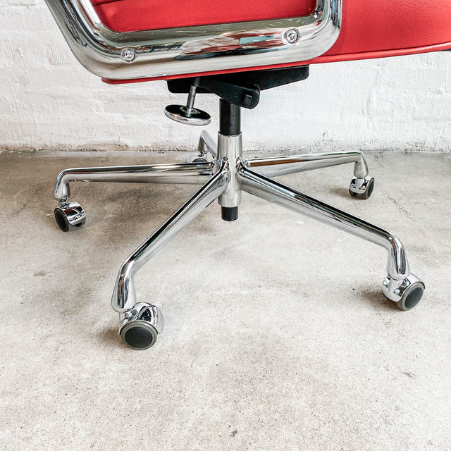 Vitra - Eames Lobby Chair ES 104 - Red Stone