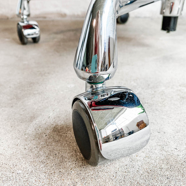 Vitra - Eames Lobby Chair ES 104 - Red Stone