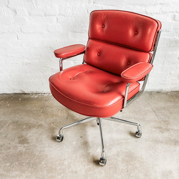 Vitra - Eames Lobby Chair ES 104 - Red Stone